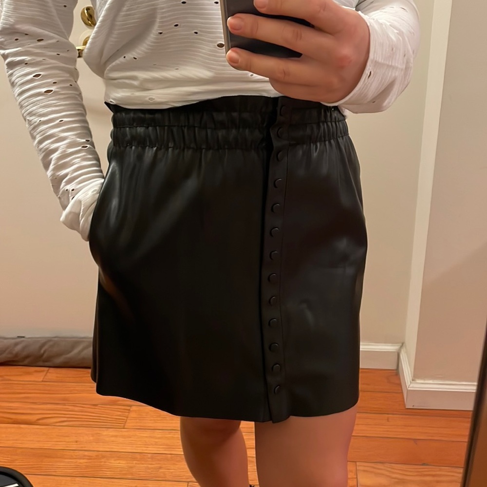 Zara vegan leather skirt